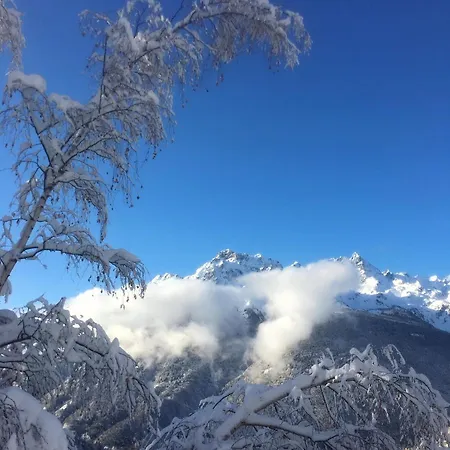 Fresh Tracks - Chalet L Etendard * Oz
